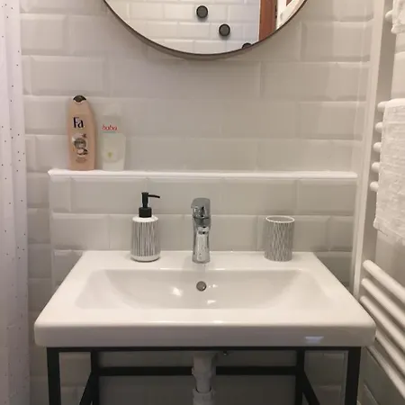 Simon Apartman *